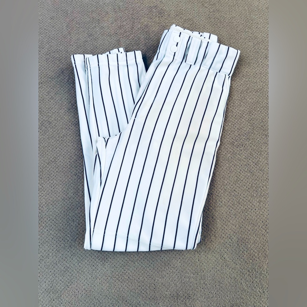 Wilson Men’s Small White w/ Black Pinstripes High Rise Tapered Leg Baseball Pant